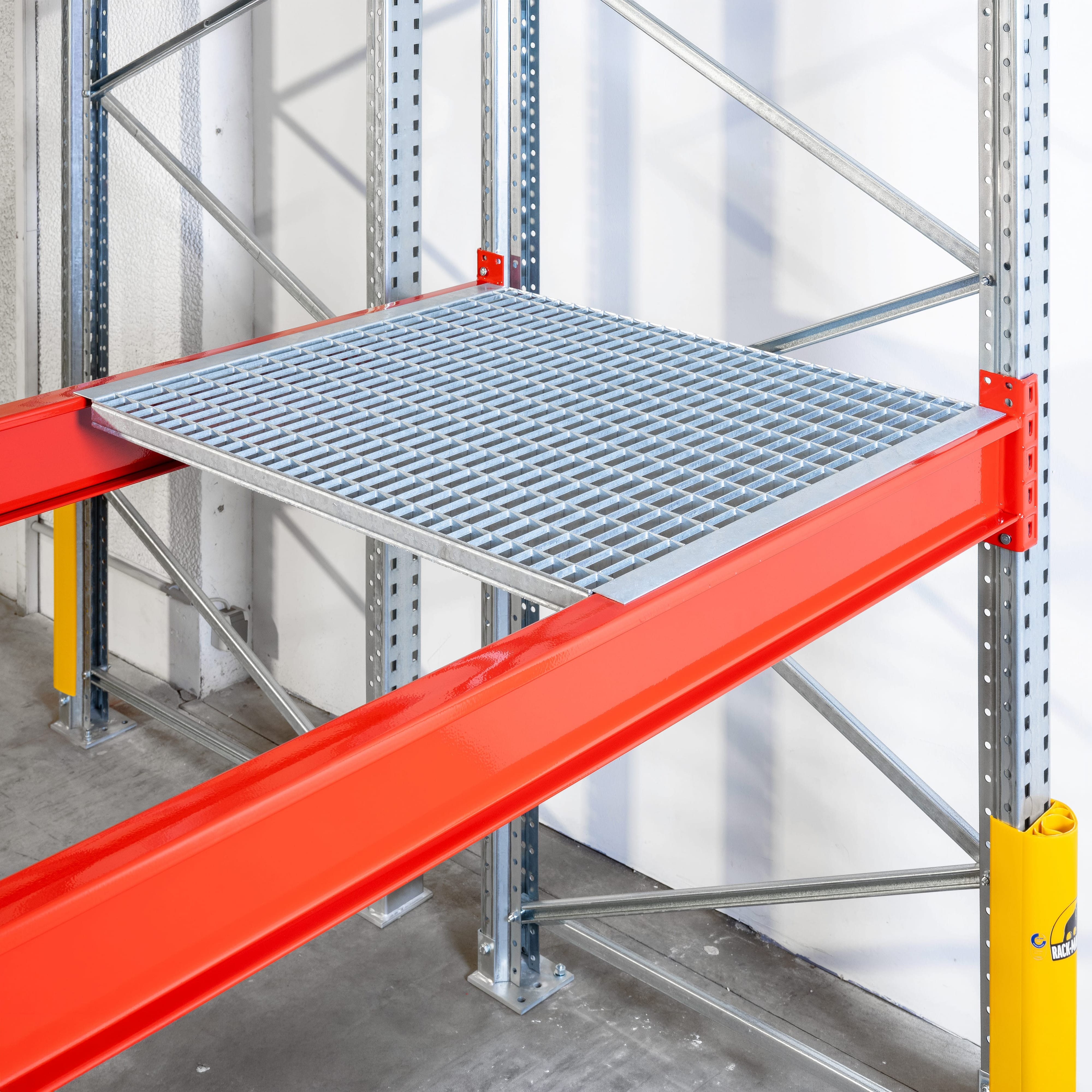 PRX 1000 Gitterrostboden PAL-Regal EU-Paletten, 955 x 885 mm, Traglast 1110 kg/m², Stahl verzinkt