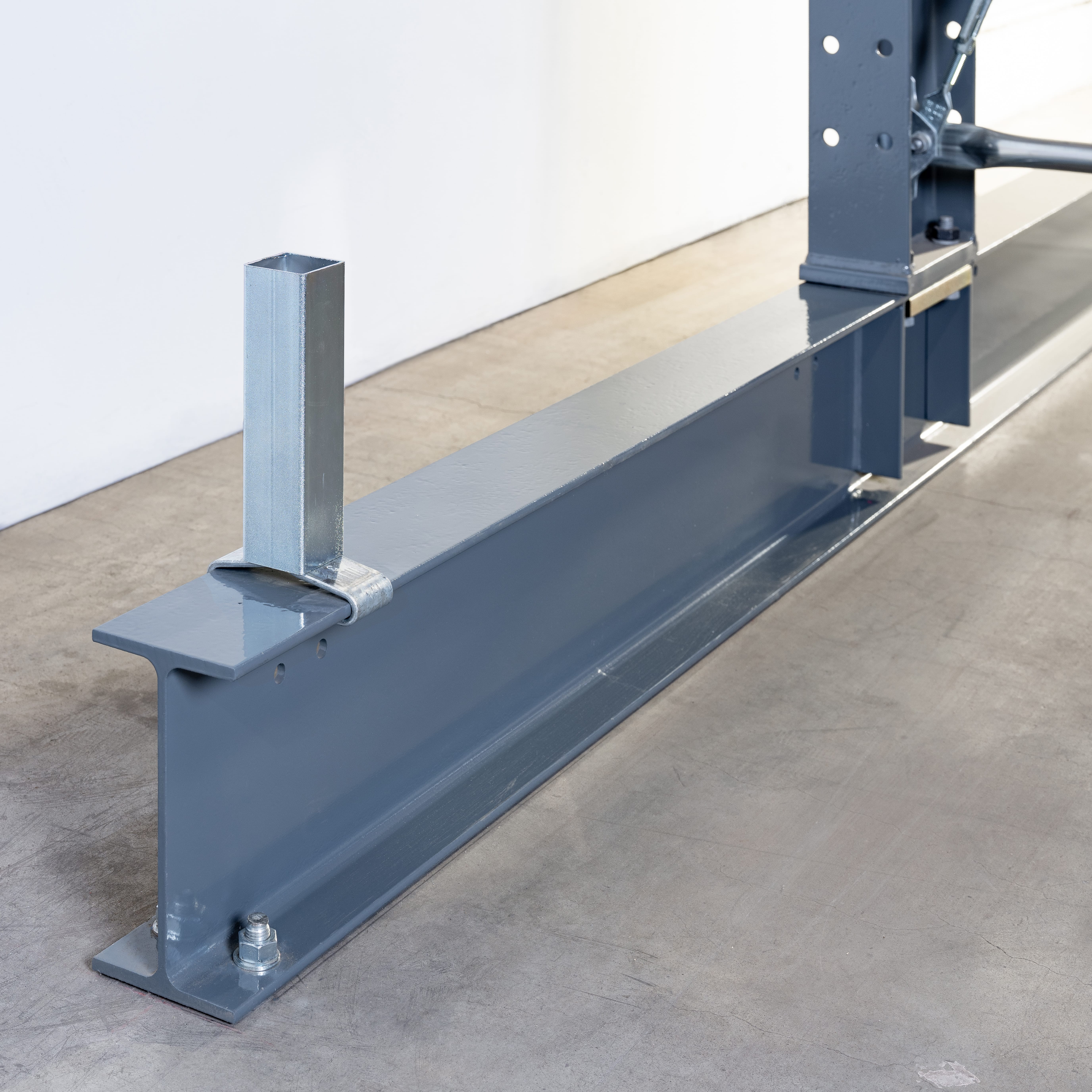 KSX 2000 Fachteiler für IPE220, H = ca. 200 mm, für Fuß, verzinkt